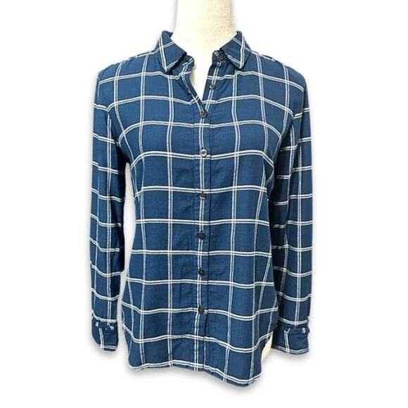 Draper James Button Up Shirt Plaid Pattern Cuff Round Hem Long Sleeves Blue W 2 - Picture 1 of 9